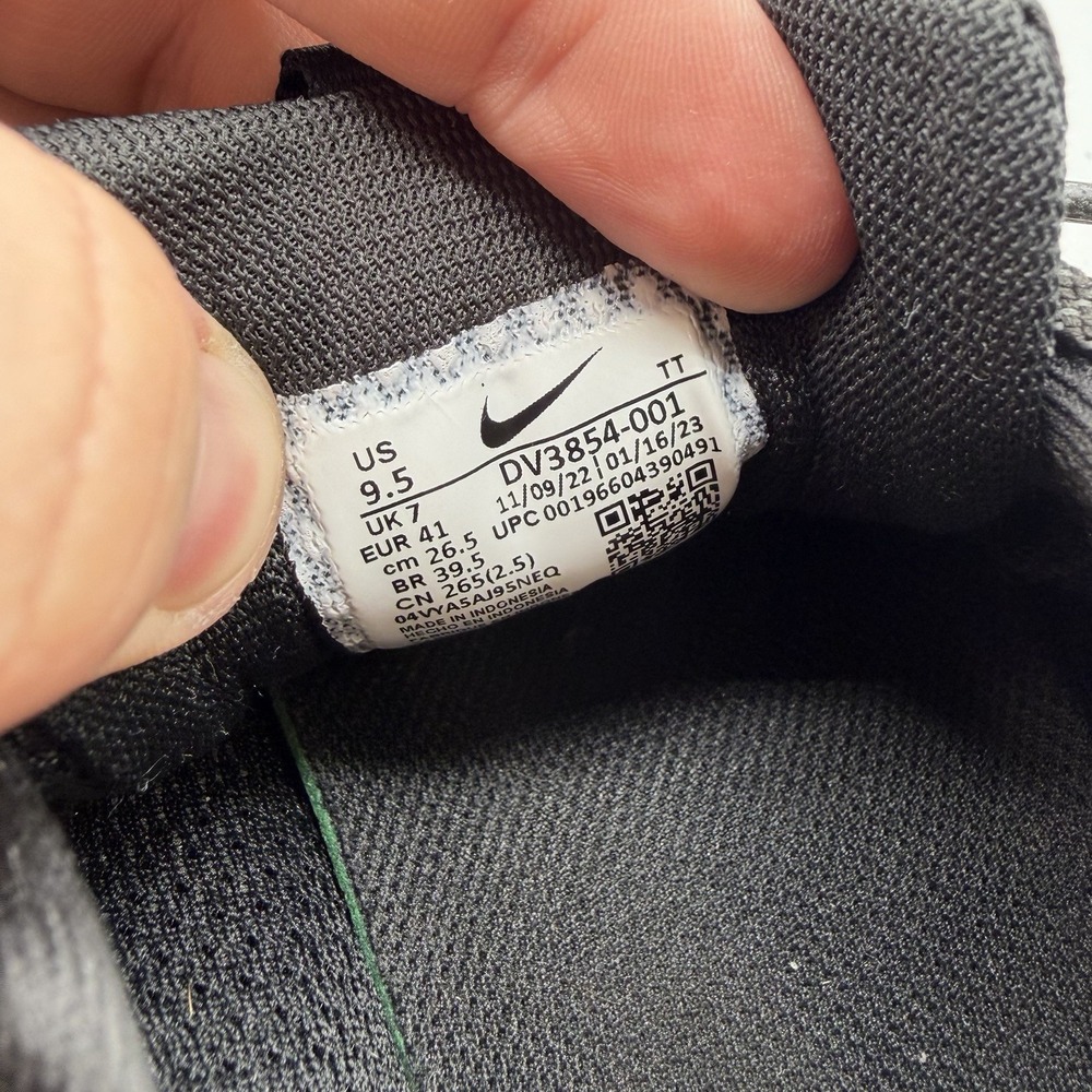 Nike Air Zoom Pegasus 40 Running Shoes Womens 9.5 Black white Sneaker DV3854-001 - Picture 10 of 10